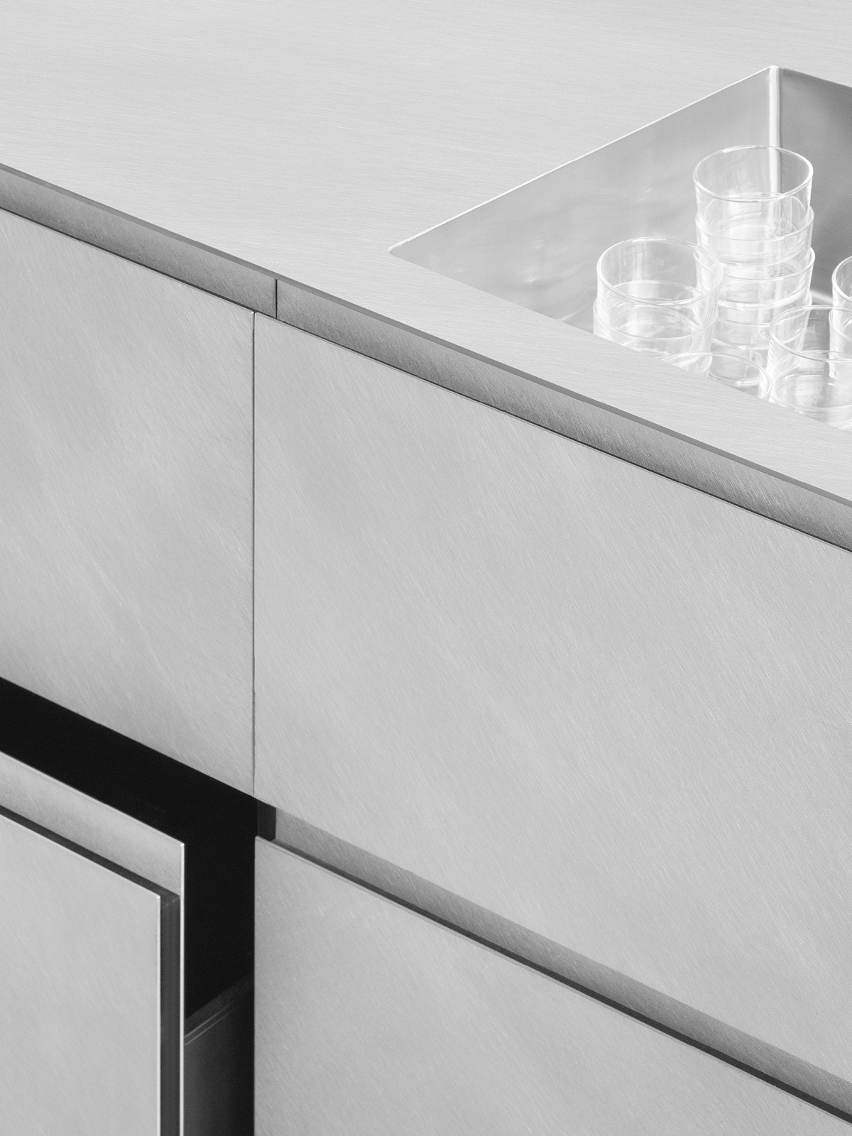 PLATE kitchen by David Thulstrup