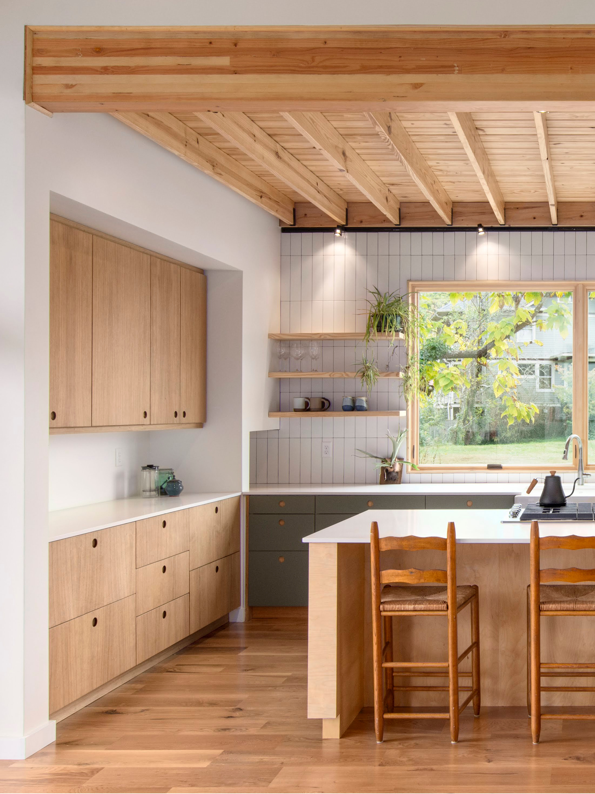 BASIS kitchen in linoleum and veneer