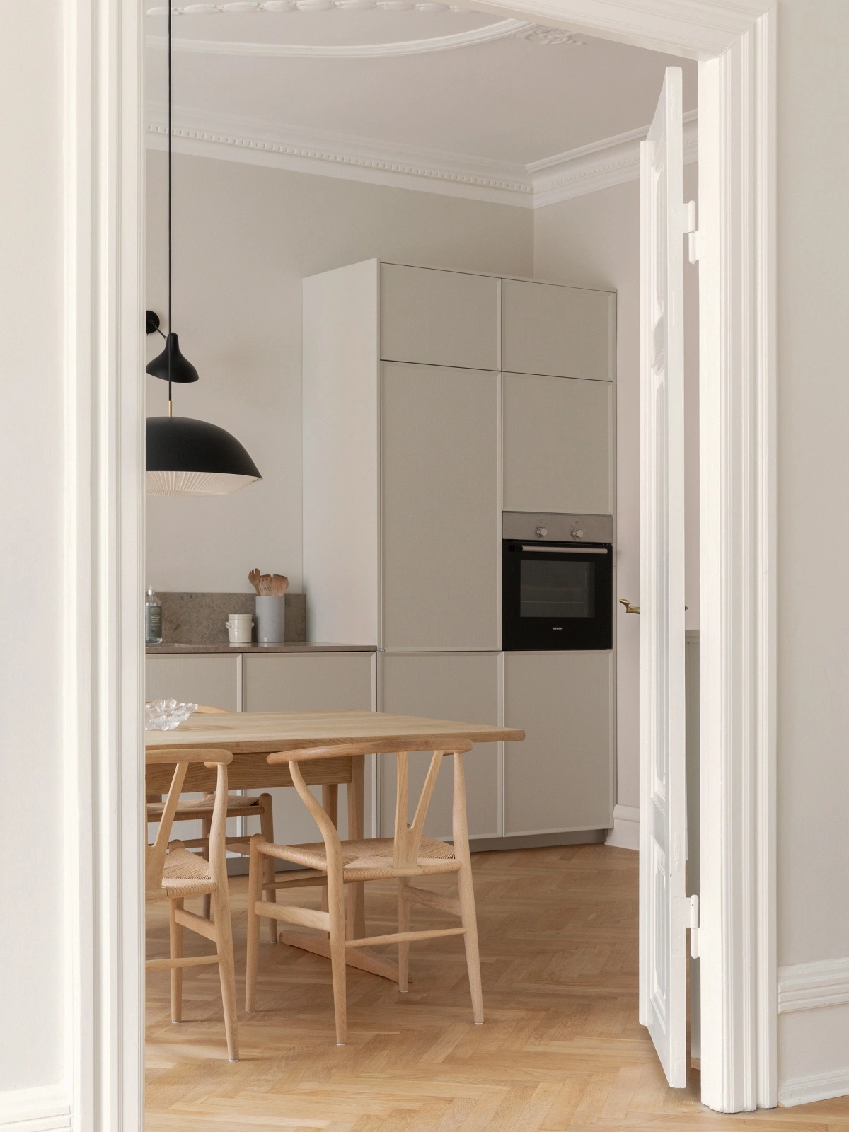 Hvidmalet FRAME køkkenlåger