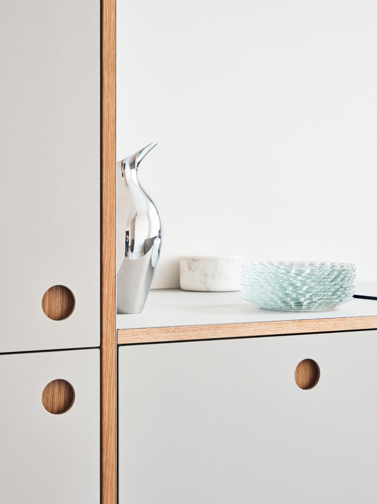 BASIS kitchen with light doors in linoleum Reform