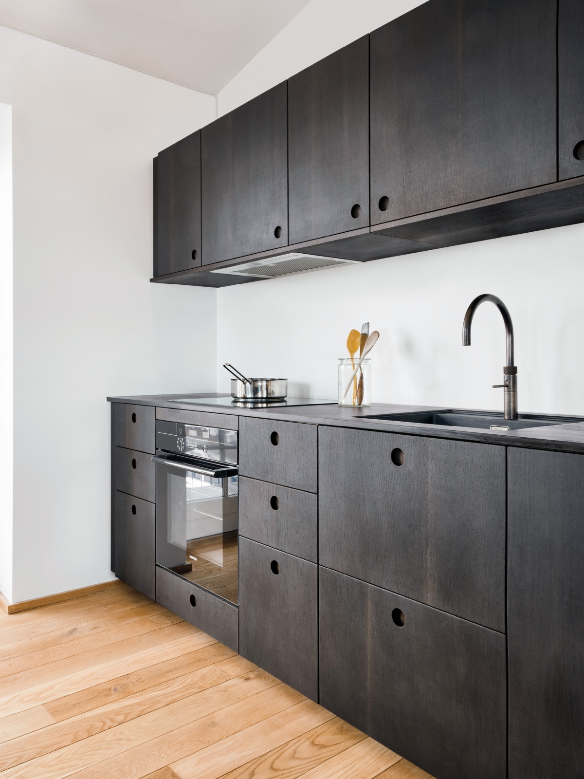 BASIS kitchen with dark oak doors | Reform