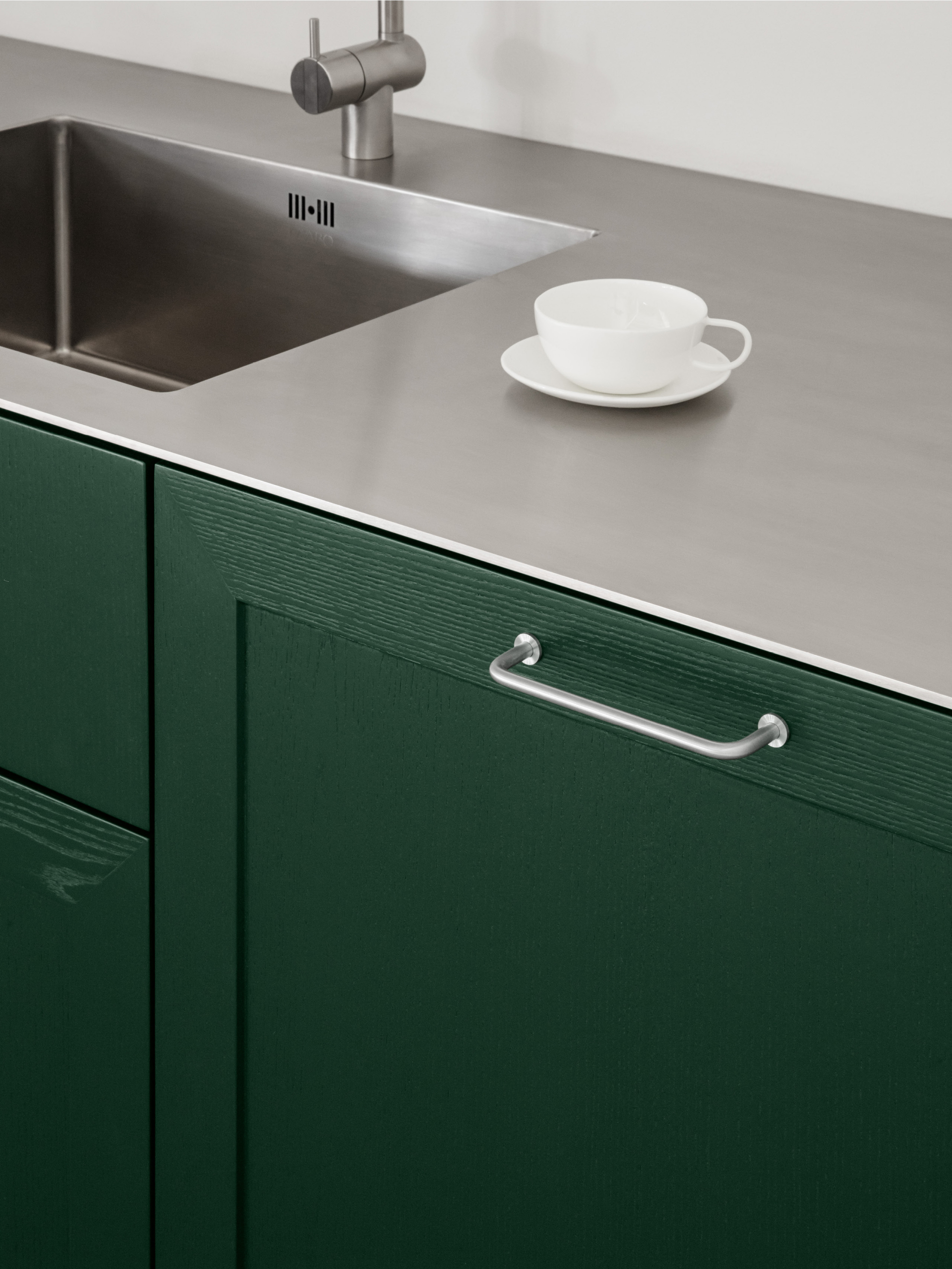 Countertop and sink in stainless steel