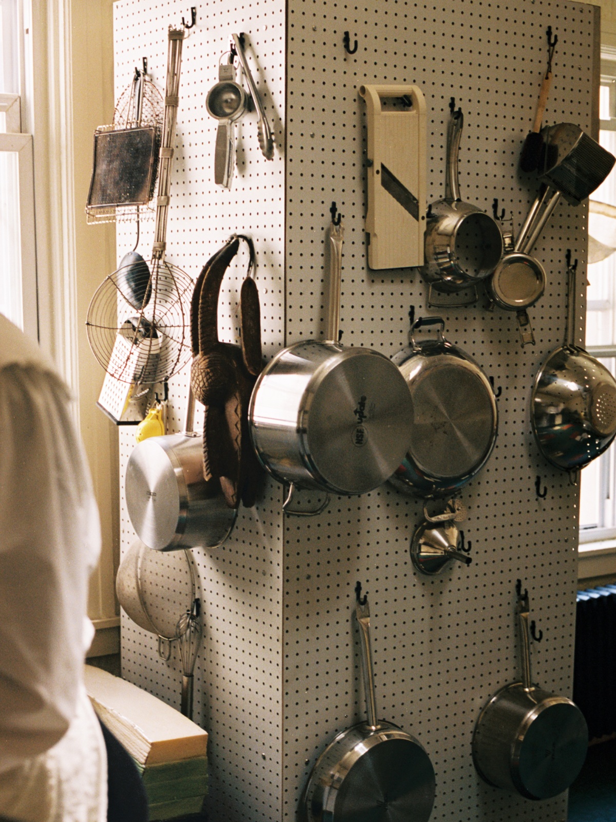 Kitchen equipment